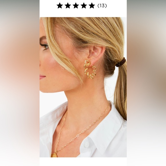 Tuckernuck Jewelry Tuckernuck Spiral Gold Farrah Hoop Earrings